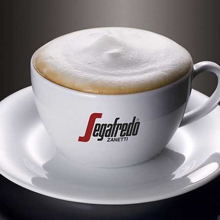 Bild enthält, Cup, Beverage, Coffee, Coffee Cup, Latte, Saucer