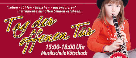 Ein junges Mädchen mit schwarzem Hut spielt Klarinette bei einer Veranstaltung mit offenen Türen für die Musikschule in Kötschach-Mauthen, Österreich, am 14. September 2026 von 15:00 bis 18:00 Uhr.