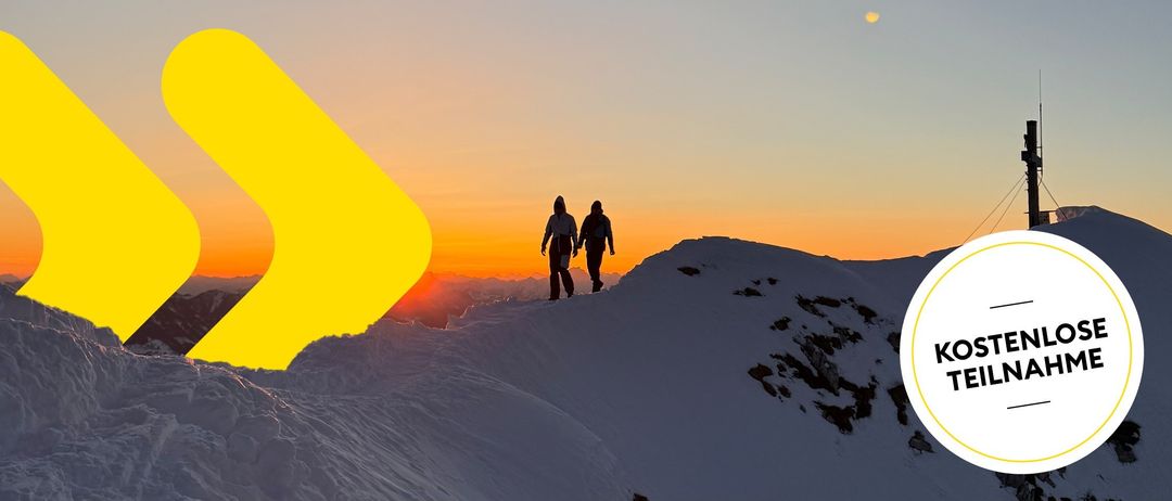 Werbeposter für eine Sonnenuntergangwanderung auf dem Dobratsch am 27.02.2026. Zwei Personen laufen auf einem Berggipfel. Der Text lautet 'Sonnenuntergangwanderung auf den Dobratsch Freitag, 27.02.2026 | 17 Uhr'. Das Logo lautet 'Gesunde Gemeinde'.
