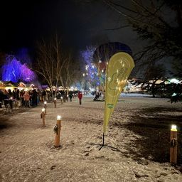 Bild enthält, Lighting, Outdoors, Shelter, Urban, Nature, Night, City, Beach, Flare, Person