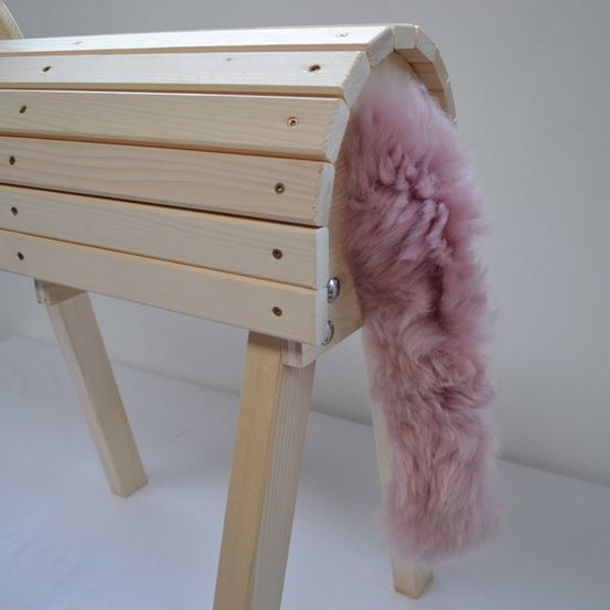 Bild enthält, Wood, Furniture