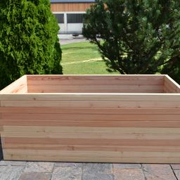 Bild enthält, Jar, Planter, Potted Plant, Pottery, Vase, Interior Design, Wood, Tub, Hot Tub, Box