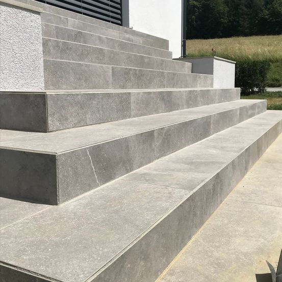 Bild enthält, Architecture, Building, House, Housing, Staircase, Floor, Construction