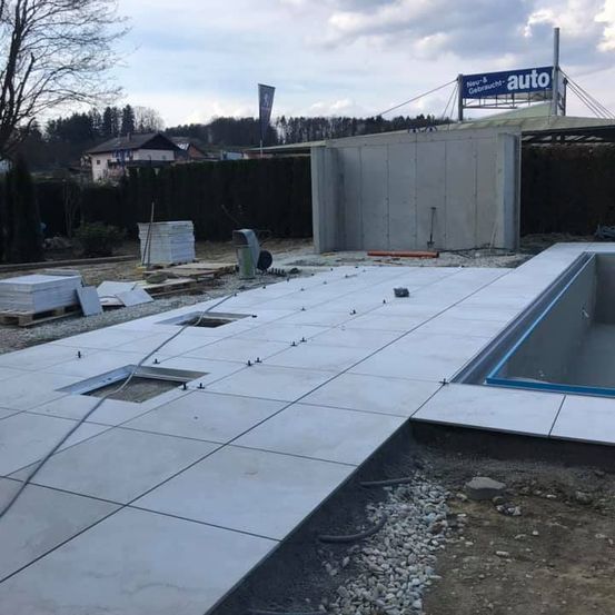 Bild enthält, Floor, Construction