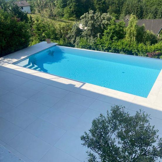 Bild enthält, Pool, Water, Swimming Pool, Outdoors, Aerial View, Plant, Architecture, Building