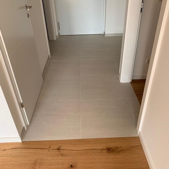 Bild enthält, Floor, Flooring, Indoors, Interior Design