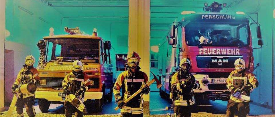 Bild enthält, People, Person, Axe, Fire Truck, Truck, Adult, Female, Woman, Male, Man