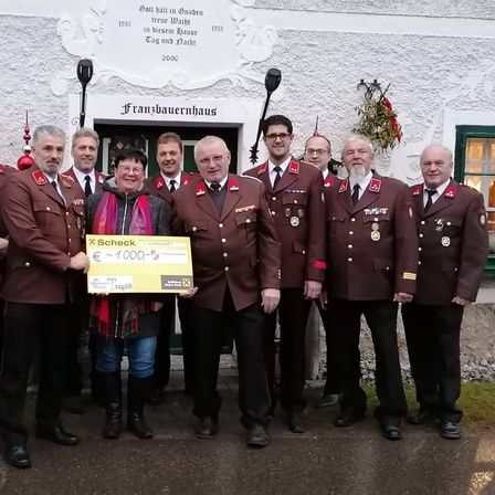 Spendenscheck an FF-Tragöß