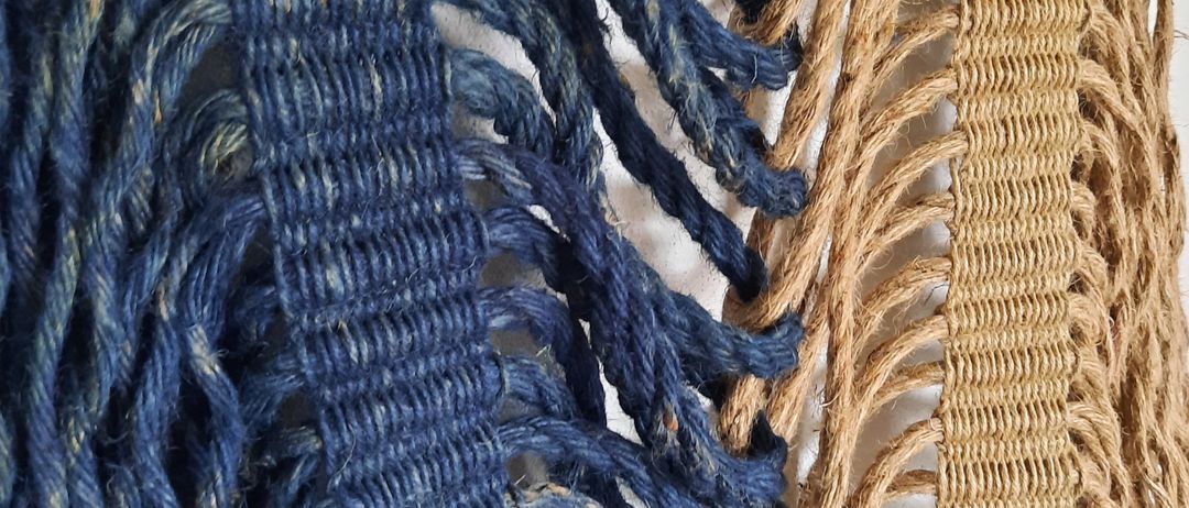 Bild enthält, Woven, Person, Weaving