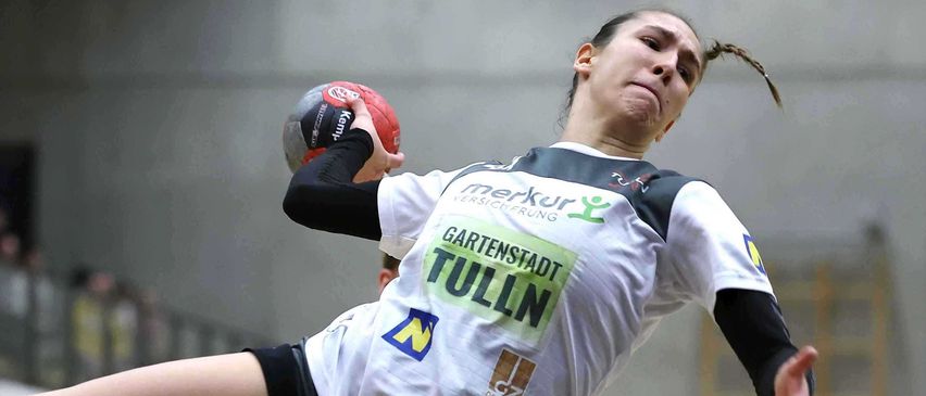 Bild enthält, Person, Throwing, Ball, Sport, Volleyball, Volleyball (Ball), People