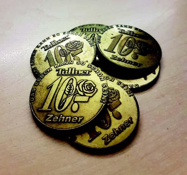 Bild enthält, Badge, Logo, Symbol