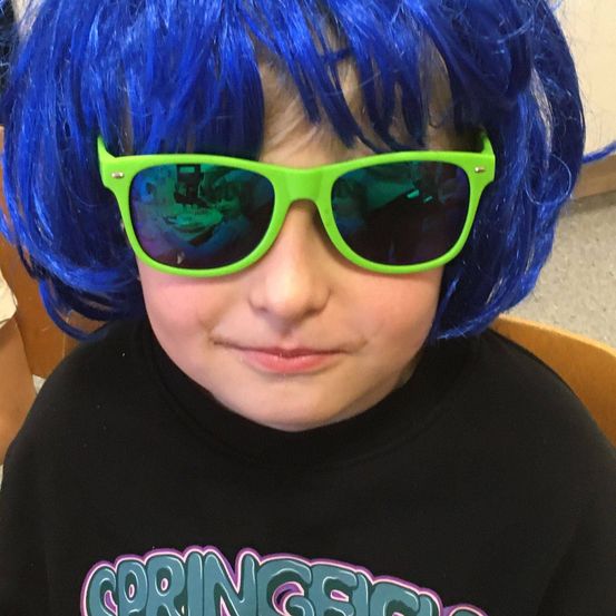 Bild enthält, Accessories, Sunglasses, Baby, Person, Hair, Face, Head, Photography, Portrait, Glasses