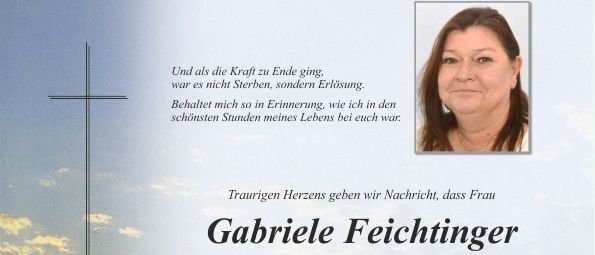 Das Bild zeigt eine Gedenkkarte für Gabriele Feichtinger, die am 8. Dezember 2025 verstarb. Die Karte enthält ein Foto von Gabriele, einen Sonnenuntergang im Hintergrund und ein Kreuz. Sie kündigt den Trauergottesdienst am 16. Dezember 2025 und eine persönliche Verabschiedung am 15. Dezember 2025 an.