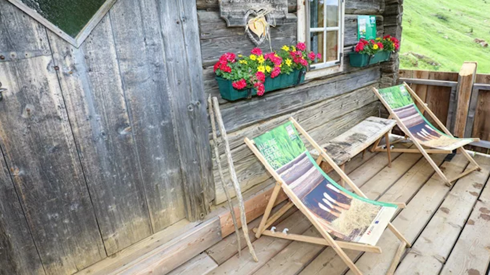 v1_migrated_image_2108232