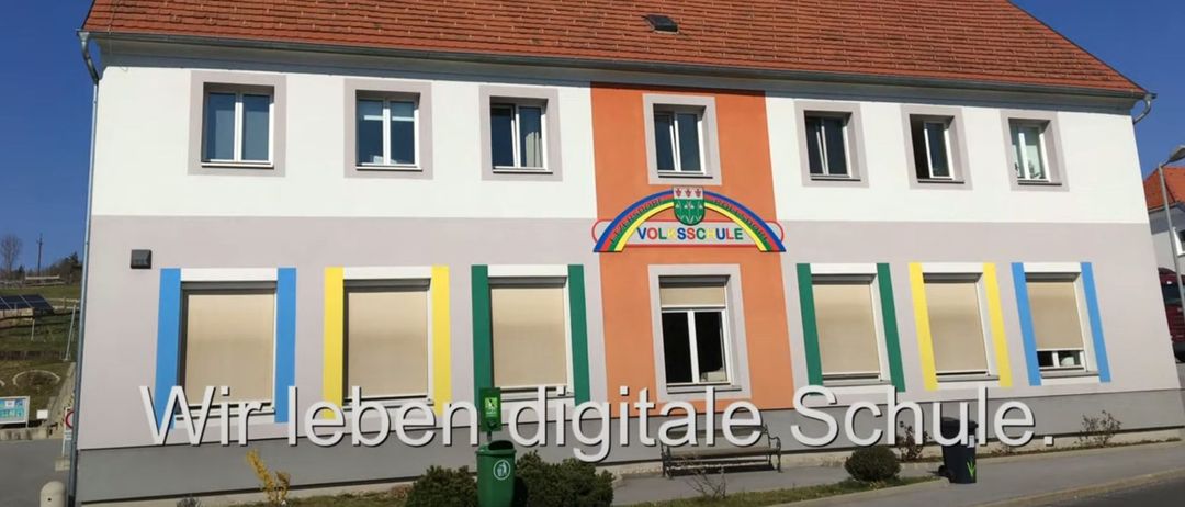 Bild enthält, Building, House, Housing, Villa, City, Row House, Neighborhood