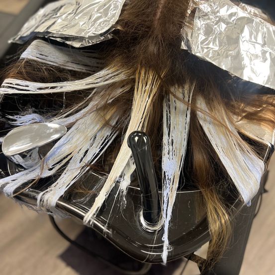 Bild enthält, Aluminium, Person, Foil