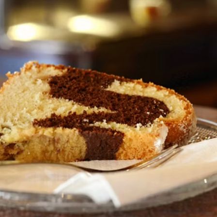 Bild enthält, Dessert, Food, Bread, Tiramisu, Cutlery, Fork