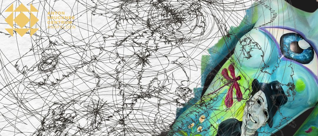 Eine chaotische, abstrakte Malerei mit einer auffälligen roten Libelle auf blauem und grünem Hintergrund, überlagert mit komplexen schwarzen Linien.