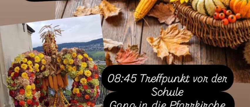Plakat mit Herbstdekorationen, Blumen und Kürbissen. Es erwähnt ein Treffen in St. Georgen am Sonntag, 27.09.2026. Die Veranstaltung beginnt um 08:45 Uhr vor der Schule.
