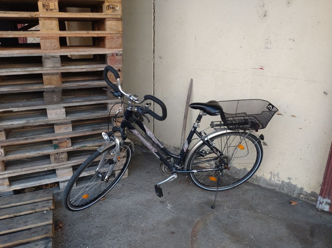 Bild enthält, Machine, Wheel, Bicycle, Transportation, Vehicle, Wood