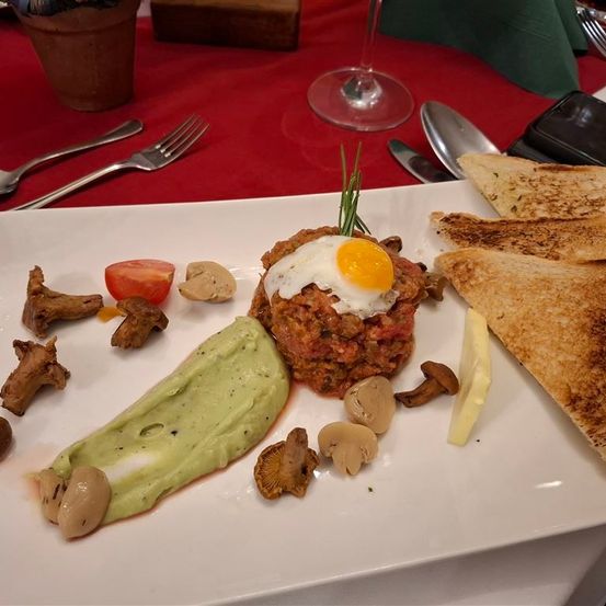 Bild enthält, Food, Food Presentation, Brunch, Cutlery, Fork