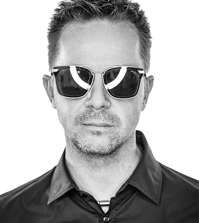 Bild enthält, Accessories, Sunglasses, Face, Person, Photography, Portrait, Adult, Male, Man, Coat