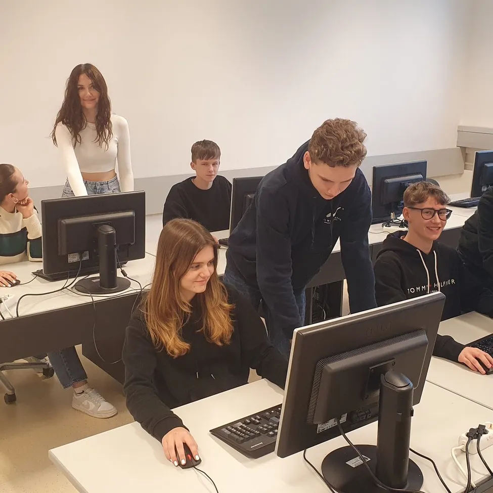 Table, Boy, Male, Person, Teen, Adult, Female, Woman, Student, Desk