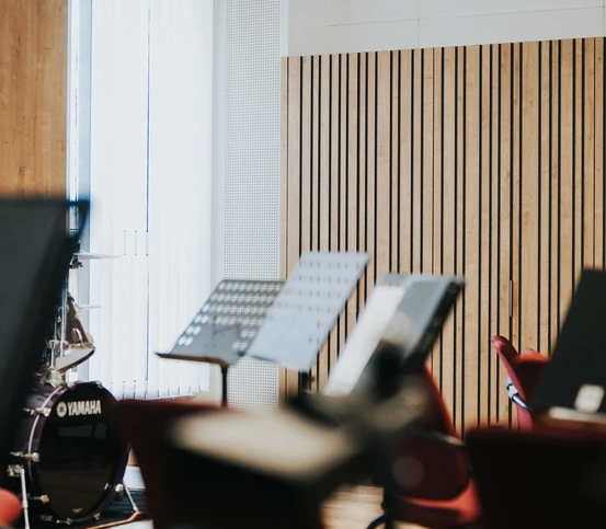 Bild enthält, Indoors, Interior Design, Wood Panels