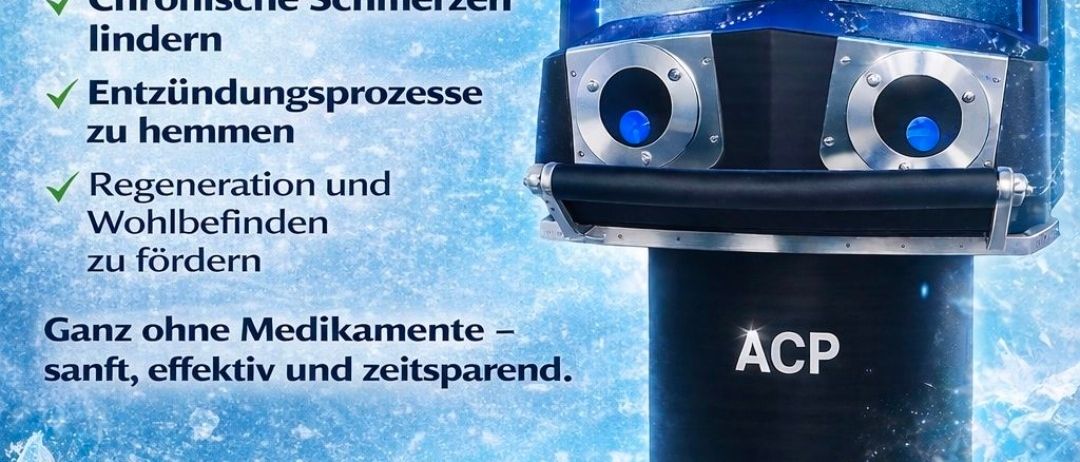 Eine Werbung für ACP zeigt eine blau-schwarze Maschine mit eisblauen Akzenten. Sie verspricht, chronische Schmerzen zu lindern, Entzündungen zu reduzieren und die Regeneration ohne Medikamente zu fördern. Der Slogan lautet: 'Dein Neustart beginnt mit Kälte.' Besuche www.cool-balance.at.