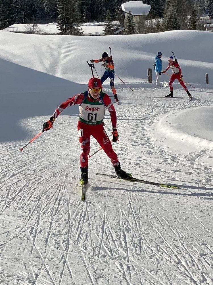 Bild enthält, Nature, Outdoors, Snow, Leisure Activities, Person, Skiing, Sport, Clothing, Glove