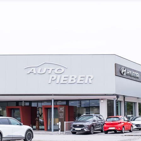 Bild enthält, Car, Car Dealership, Transportation, Vehicle, Machine, Wheel, Building