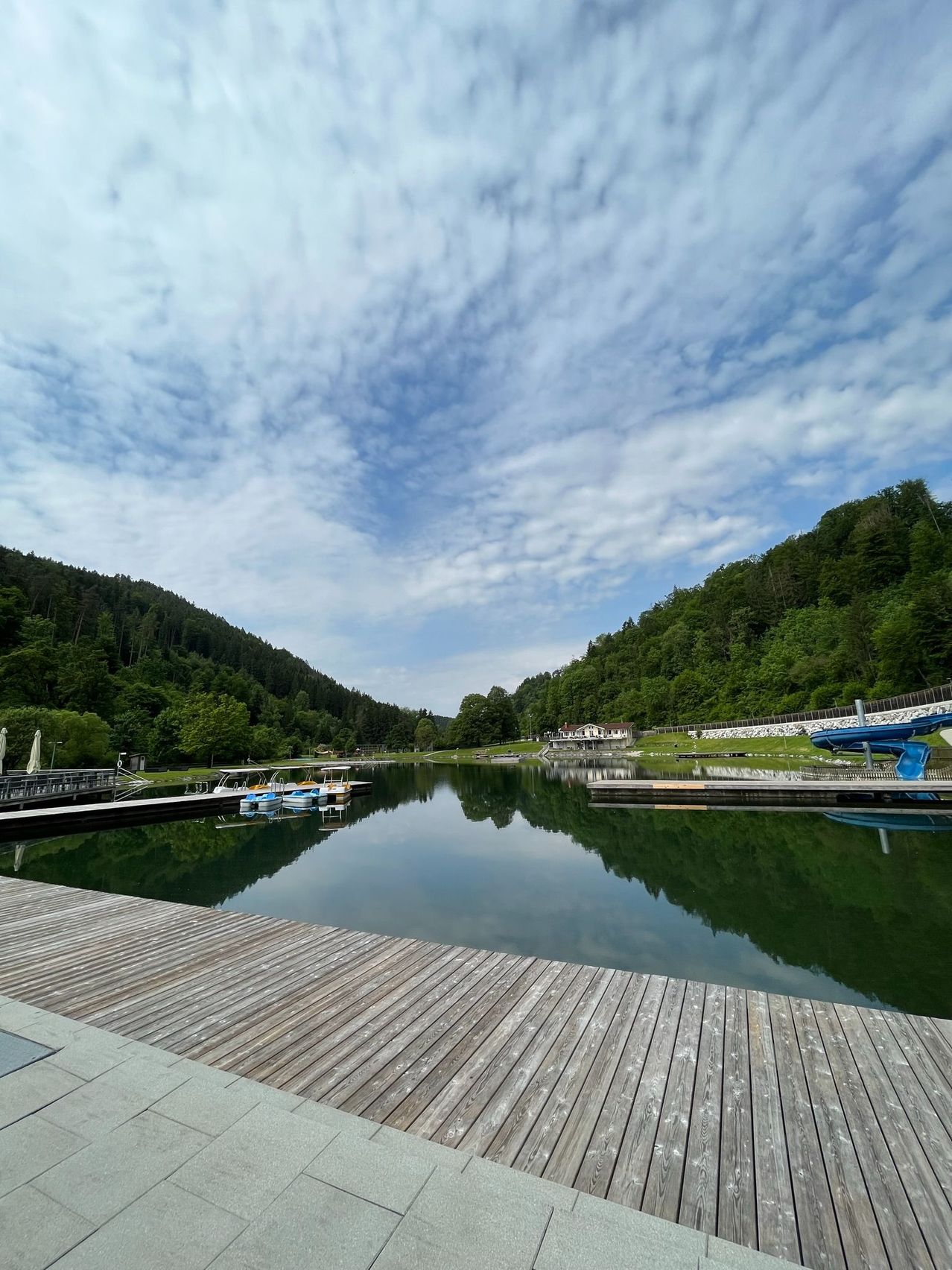 Bild enthält, Nature, Outdoors, Scenery, Water, Waterfront, Port, Pier, Lakefront, Airplane, Sky