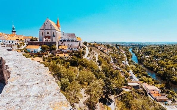 Bild enthält, Nature, Outdoors, Architecture, Building, Cityscape, Urban, Countryside, Rural, Village