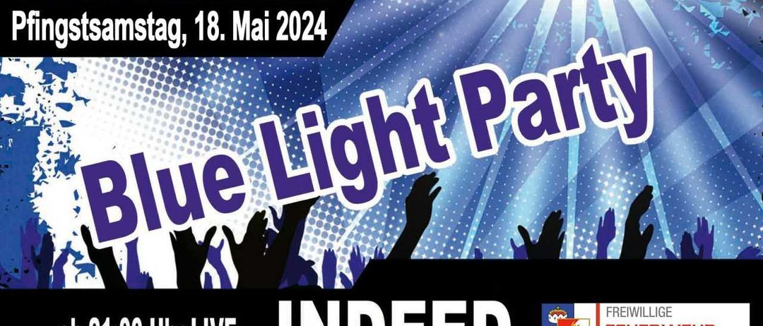 Bild enthält, Advertisement, Poster, Concert, Crowd, Person, Lighting, People