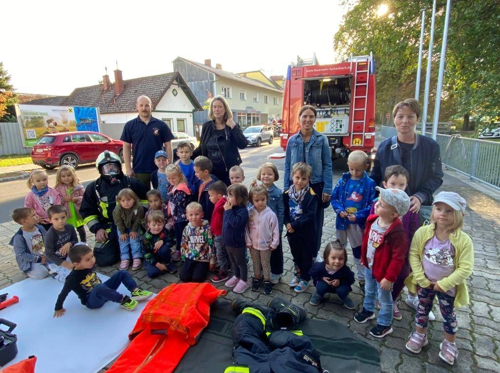 v1_migrated_image_32952473