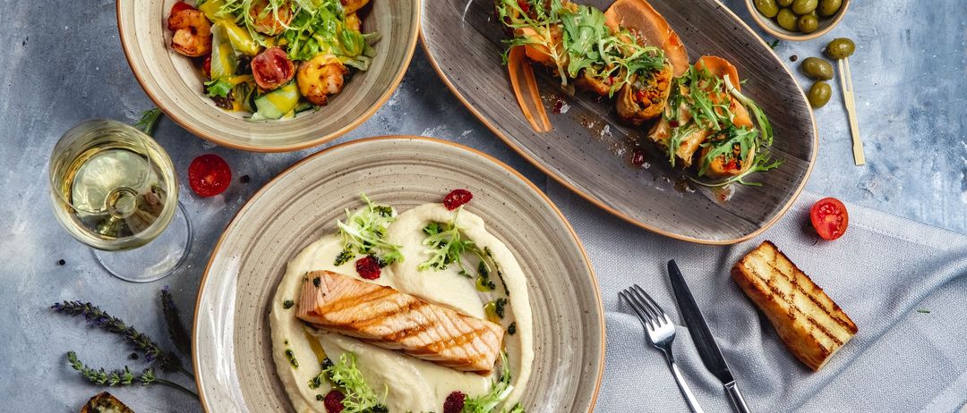 Food, Food Presentation, Brunch, Plate, Cutlery, Fork, Meat, Pork, Knife, Weapon