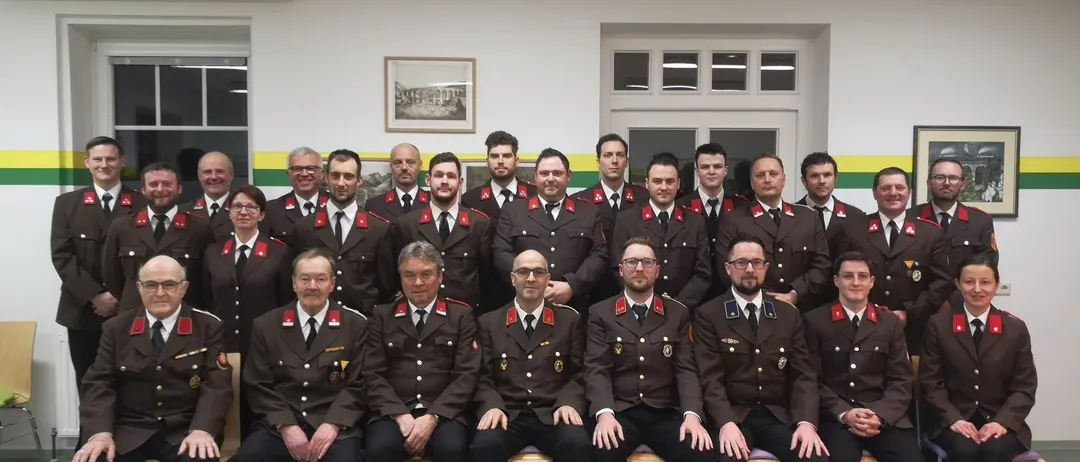 Officer, Person, Adult, Male, Man, People, Military, Police Officer, Coat, Military Officer