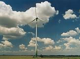 Bild enthält, Agriculture, Countryside, Field, Nature, Outdoors, Grassland, Sky, Grass, Meadow, Machine