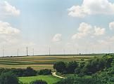 Bild enthält, Agriculture, Countryside, Field, Green, Nature, Outdoors, Grassland, Grass, Meadow, Slope