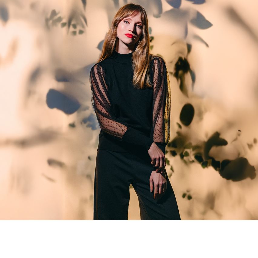 Bild enthält, Long Sleeve, Sleeve, Dress, Formal Wear, Face, Head, Person, Blouse, Adult, Woman