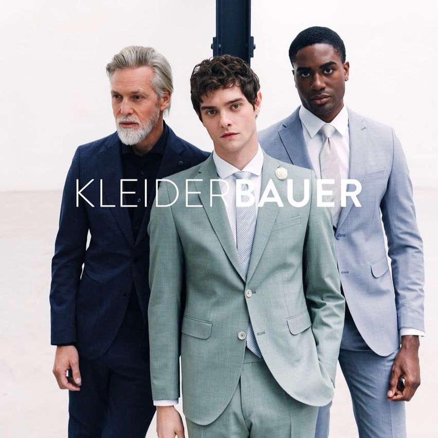 Bild enthält, Blazer, Coat, Jacket, Formal Wear, Suit, People, Person, Adult, Male, Man