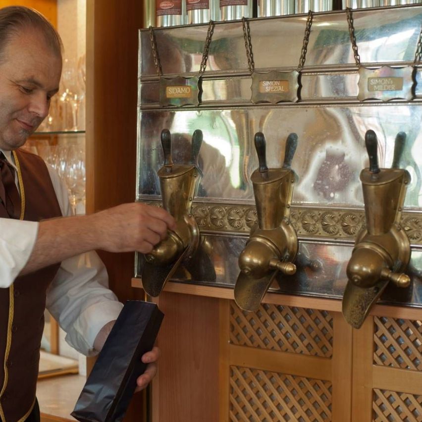 v1_migrated_image_27199704