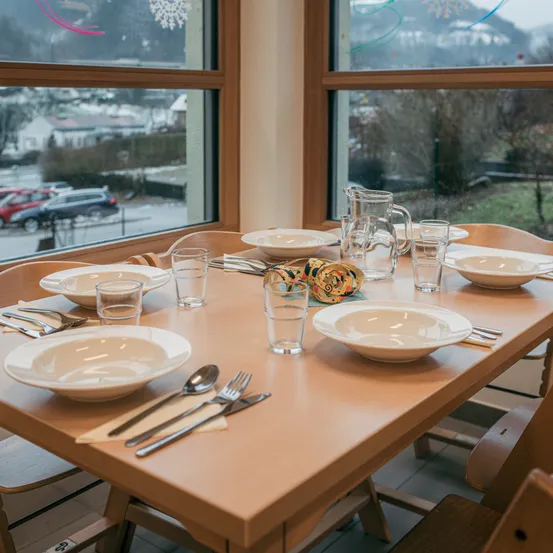 Furniture, Table, Tabletop, Dining Table, Dining Room, Car, Chair, Restaurant, Wheel, Wood