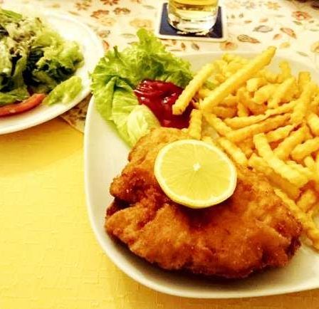 Bild enthält, Food, Food Presentation, Meal, Plate, Dish, Cup, Lunch