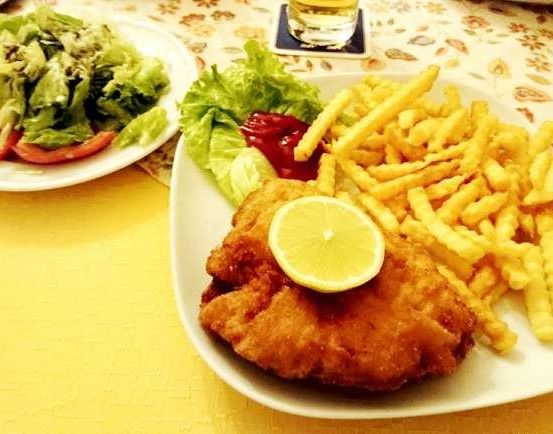 Bild enthält, Food, Food Presentation, Meal, Plate, Dish, Cup, Lunch