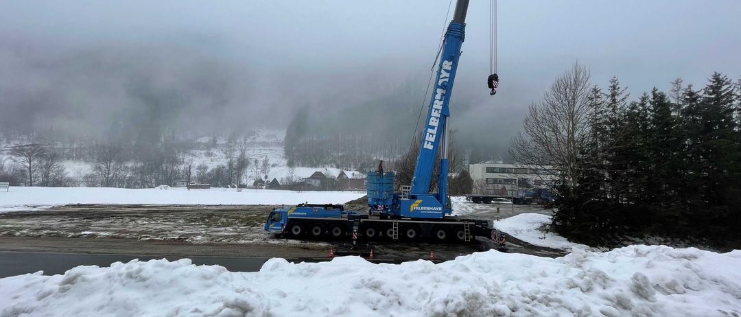Bild enthält, Construction, Construction Crane, Person