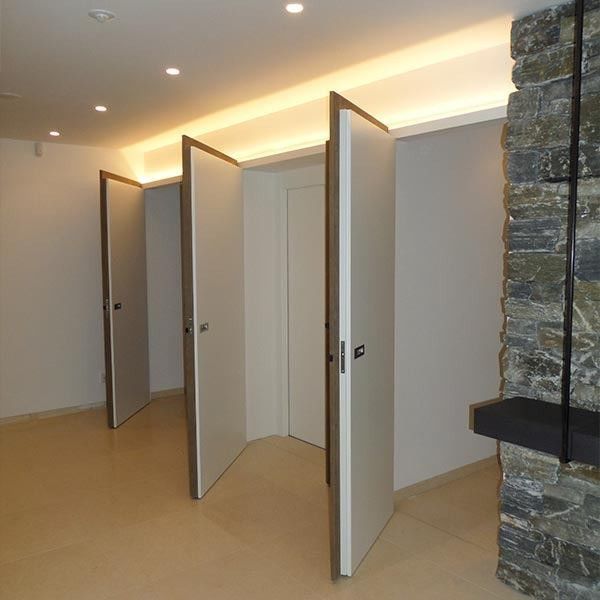 Bild enthält, Corner, Door, Dressing Room, Indoors, Room, Interior Design, Architecture, Building, Housing