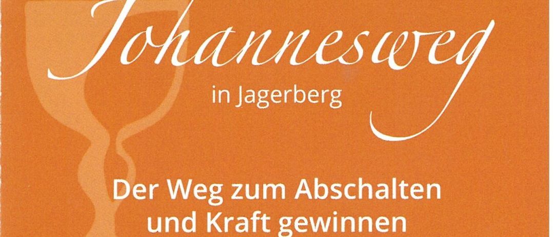 Bild enthält, Grass, Advertisement, Poster, Person, Child, Female, Girl, Book, Publication, Walking