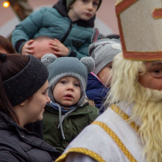 Bild enthält, Clothing, Hat, Cap, People, Person, Baby, Face, Head, Jacket, Beanie