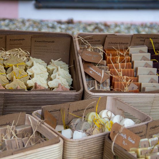 Bild enthält, Food, Sweets, Box